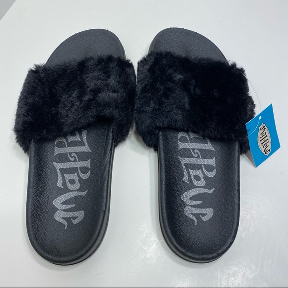 Mad Love Shoes Nwt Black Faux Fur Slides Sandals Slippers
